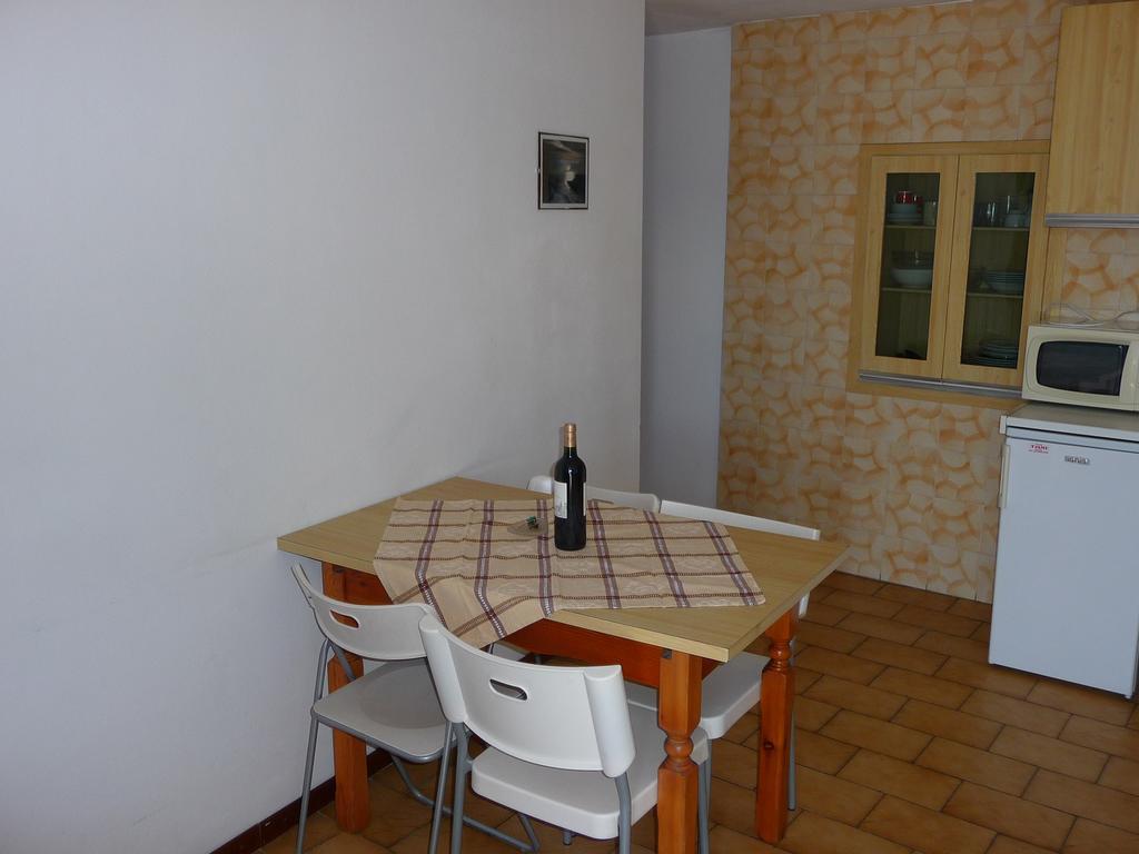 Apartamento Casa Logo Plesio Habitación foto